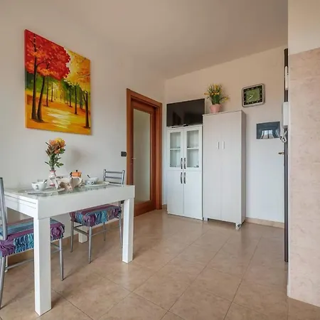 Apartment Comfortable Flat Near *